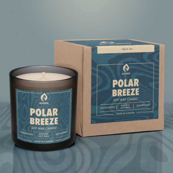 Classic candle - Polar Breeze. A square box. Teal label.