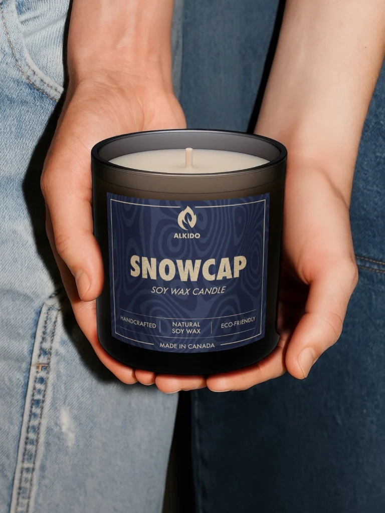 Classic candle - Glacier. 